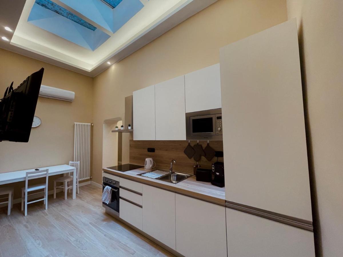 La Suite Di Dante Napoli Exterior photo